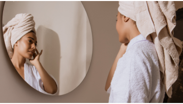 Cambio stagione, cambio pelle: beauty routine autunnale per viso e corpo