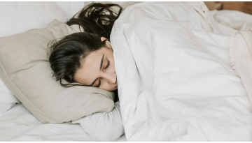5 segnali che indicano che hai bisogno di dormire di più