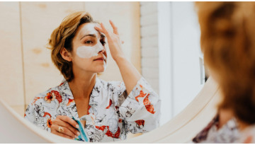 Skincare anti-età: gli attivi che funzionano davvero