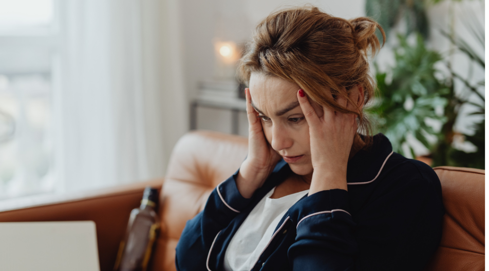 Stress e pelle: come si riflette sul viso Stress e pelle: come si riflette sul viso